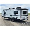 Image 6 : 2018 KEYSTONE OUTBACK 240URS T/A TRAVEL TRAILER