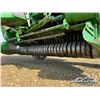 Image 14 : JOHN DEERE 567 ROUND BALER