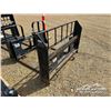Image 6 : 42 IN. SKID STEER PALLET FORKS
