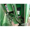 Image 16 : JOHN DEERE 566 ROUND BALER