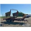 Image 2 : NEW HOLLAND 1033 10 FT. BALE WAGON