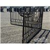 Image 4 : BI-PARTING DECORATIVE METAL GATES