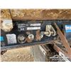 Image 9 : 2016 CANUCK TRI/A PUP DUMP TRAILER