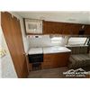 Image 10 : 2001 KEYSTONE 24 FT. T/A TRAVEL TRAILER