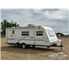 Image 2 : 2001 KEYSTONE 24 FT. T/A TRAVEL TRAILER