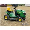 Image 2 : 2005 JOHN DEERE L111 42 IN. RIDING MOWER
