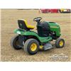 Image 3 : 2005 JOHN DEERE L111 42 IN. RIDING MOWER