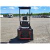 Image 5 : SSL580 RIDE-ON SKID STEER LOADER