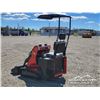Image 6 : SSL580 RIDE-ON SKID STEER LOADER