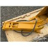 Image 5 : MINI EX 10 IN. DIG BUCKET W/ HYDRAULIC THUMB