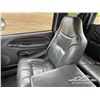 Image 9 : 2001 DODGE RAM LARAMIE 3500 DUALLY QUAD CAB PICKUP