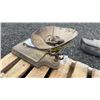 Image 3 : ANTIQUE WEIGH SCALE