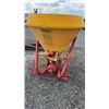 Image 3 : BEZZECCHI SPT 550 FERTILIZER SPREADER 3PT