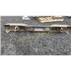 Image 2 : 1999-2006 CHEV REAR BUMPER