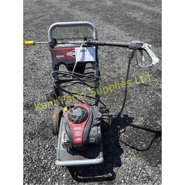 POWER WASHER 2200 BRIGGS & STRATTON