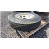 Image 2 : 14"  5 BOLT TRAILER TIRE