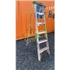 Image 2 : LOUISVILLE 6' ALUMINUM STEP LADDER