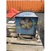 Image 3 : WELDER