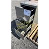 Image 3 : FILING CABINET - 3 DRAWER