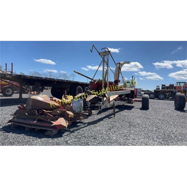 GEHL CB700 FORAGE HARVESTER