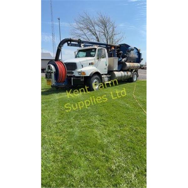 2010 STERLING VAC TRUCK
