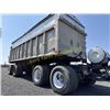 Image 6 : ALUMINUM TANDEM AXLE 1000 BUSHEL TRAILER