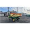 Image 3 : JOHN DEERE 7000 CORN PLANTER 4 ROW N