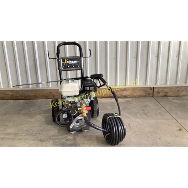 NEW X-STREAM X2565 COMMERCIAL PRESSURE WASHER