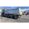 Image 3 : 2001 MACK CL-713-700 DUMP TRUCK