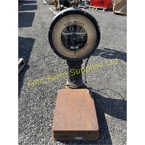 TOLEDO BAG SCALE 100 LB CAPACTIY