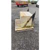 Image 2 : ALUNINUM CHECKER PLATE STORAGE BOX