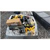 Image 1 : PALLET OF GAS AND PLUMBING FITTINGS, ETC.
