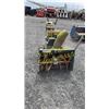 Image 5 : FORD ST826 26" 8HP SNOW BLOWER