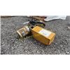 Image 4 : BUDGIT ELECTRIC 1/2 TON CHAIN HOIST
