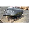 Image 3 : 2 JOHN DEERE 4000 SERIES SPRAYER FENDERS