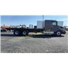 Image 6 : 2000 VOLVO VVN ROLL OFF AND BED TRUCK