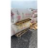 Image 1 : R11 - 23" W X 93" L  193 SQ' PER BAG X 8