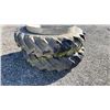 Image 5 : GOOD YEAR DUAL TIRES 13.6-38