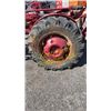 Image 10 : INTERNATIONAL FARMALL  140
