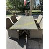 Image 1 : OUTDOOR DINNING TABLE & 4 CHAIRS