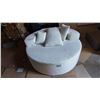 Image 4 : Round Cushioned Lounge Chair