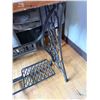 Image 9 : SINGER TREADLE SEWING MACHINE CAST IRON WOOD CABINET WITH GOLD DECALS