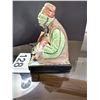 Image 4 : ROYAL DOULTON COBBLER HN1706