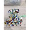 Image 1 : VINTAGE MARBLES UNKNOWN GLASS MIXED COLORS SWIRL & CATSEYE ASSORTMENT LOT