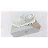 Image 3 : QC Cloud 6 (White )
