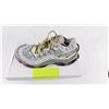 Image 3 : Nike Air Max Flyknit Venture (Platinum Violet/Earth)