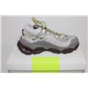 Image 3 : Nike Air Max Flyknit Venture (Platinum Violet/Earth)