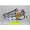 Image 2 : Nike Flyknit Bloom (Taupe Grey/ Black-Wolf Grey)