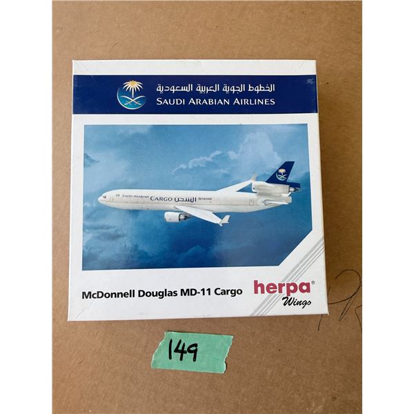HERPA WINGS SAUDI ARABIAN AIRLINES MD-11 CARGO MODEL AIRPLANE DIECAST