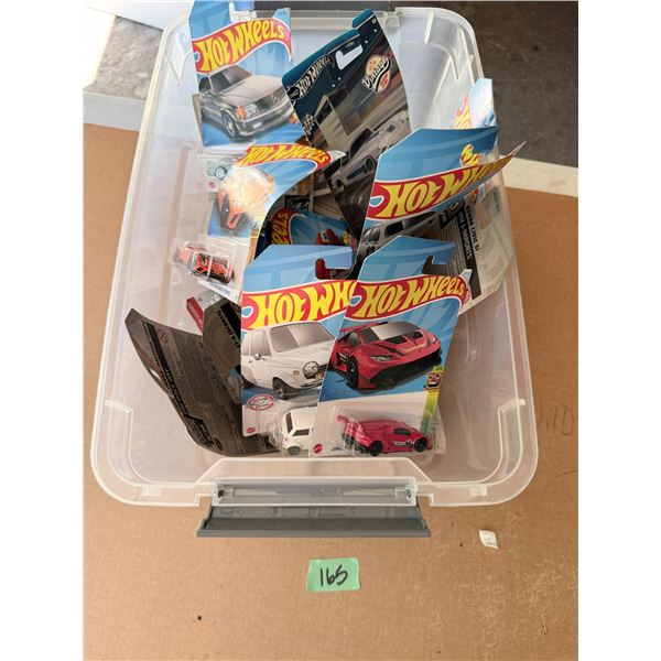 HOT WHEELS 20 PACKAGES BRAND NEW MIXED LOT